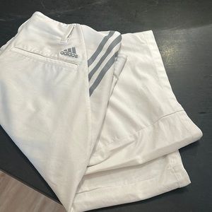 Adidas golf 3 stripe shorts. Size 32.